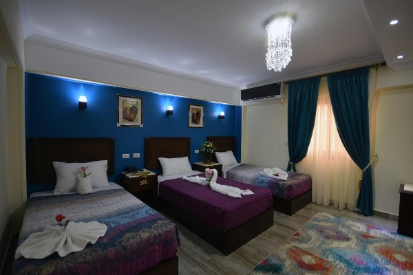 Amin Hotel image 1